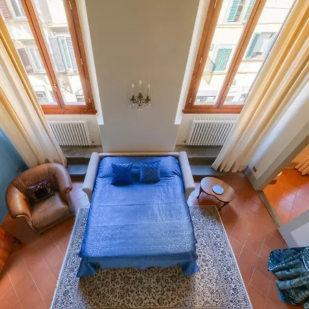 Duomo Luxury Wi-fi A/c Apartment