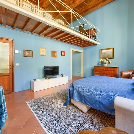 Duomo Luxury Wi-fi A/c Apartment *