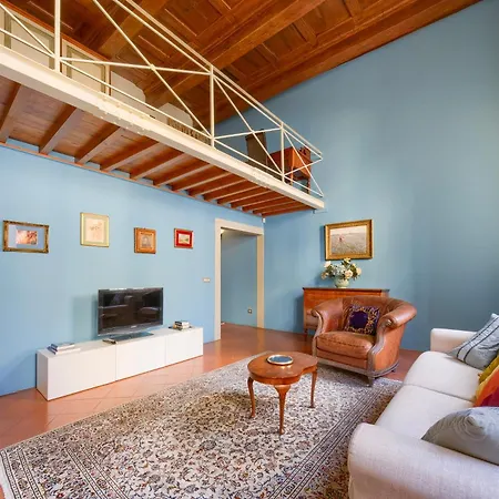 Duomo Luxury Wi-fi A/c Apartment *